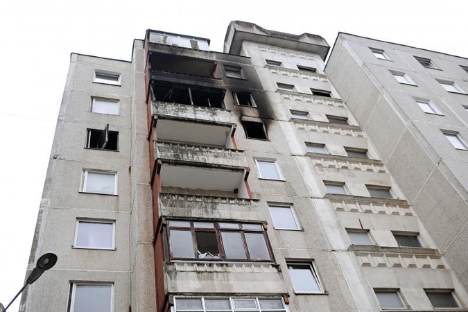 Išgyvenusieji pragarišką gaisrą pamažu sveiksta