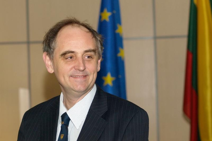 E.Lucasas: Estija pagrįstai apdovanojo D.Dabašinską