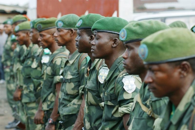 Afrikos lyderiai kuria greitojo reagavimo pajėgas (papildyta)