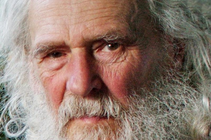 Mirė dailininkas ir pedagogas A. P. Gužas