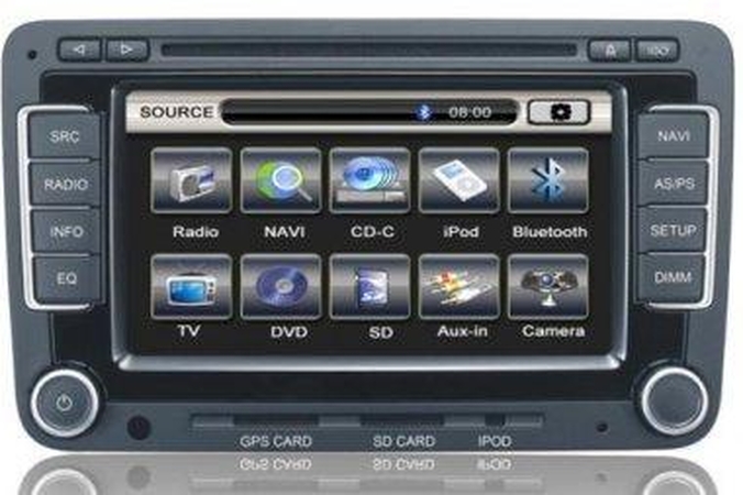 Vengrijos radijas nutildė protestą prieš naują žiniasklaidos kontrolės įstatymą