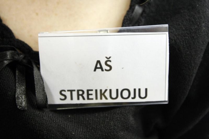 Žemaitijos pedagogai streiką atideda iki gegužės 7-osios