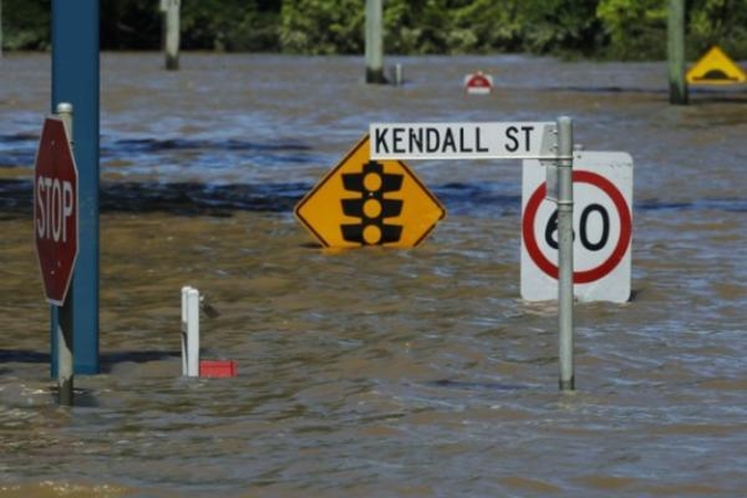 Potvynių niokojamoje Australijoje pavojų kelia ir gyvatės bei krokodilai