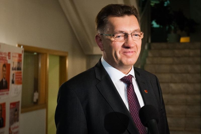 A. Butkevičius: V. Uspaskichas posto negaus, atominės dabar nereikia