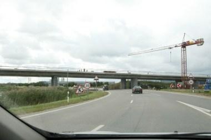 Rusija: nebelieka įvažiavimo į žiedą pirmumo teisės