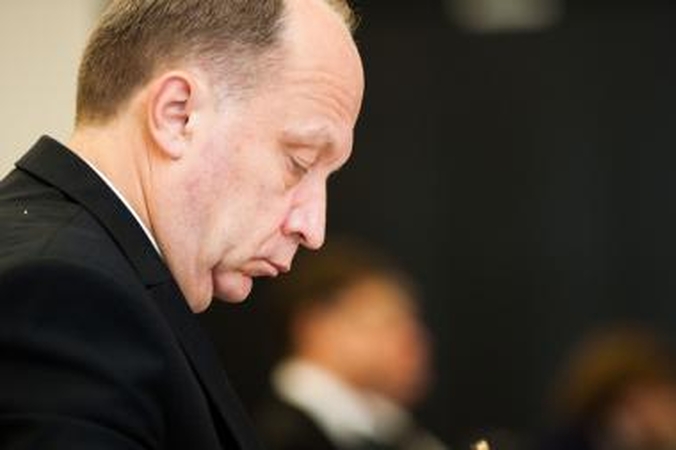 Premjeras: valstybės tarnautojų skaičiaus nesiekiama mažinti dirbtinai