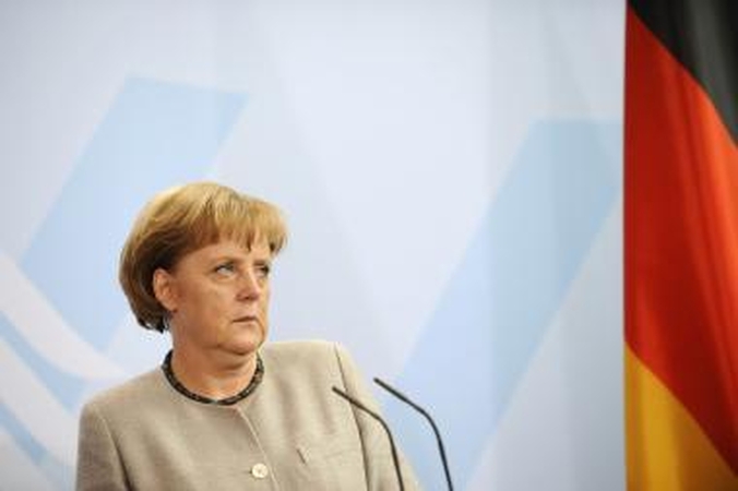 Vokietijoje prie A.Merkel biuro aptiktas įtartinas paketas