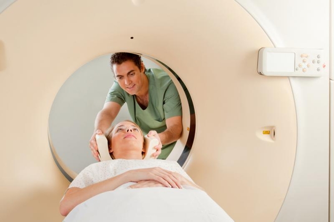 Kompiuterinis tomografas prilygsta peršvietimui rentgenu 500 kartų