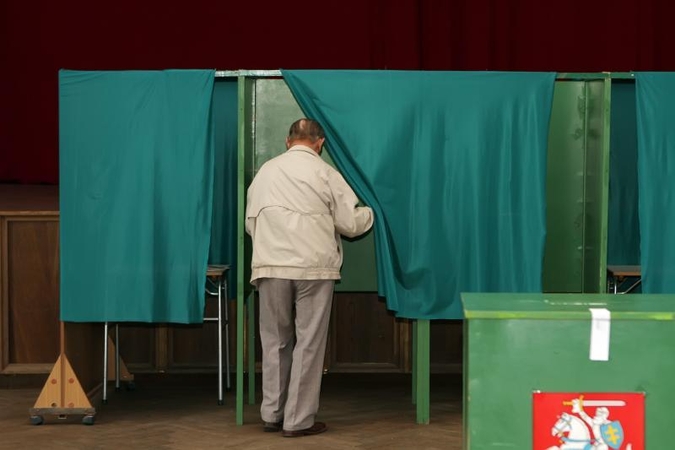 Seimo rinkimuose savo sąrašus kelia 17 partijų ir viena koalicija