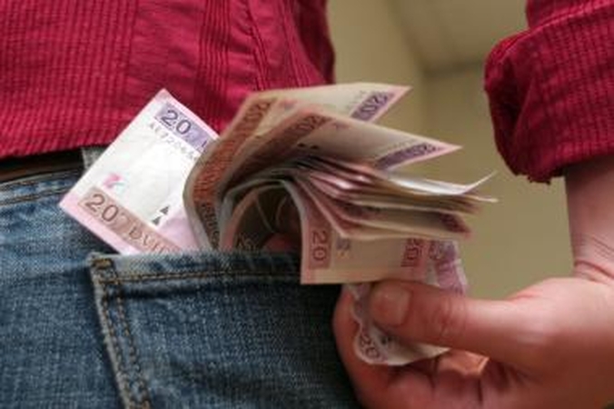 Kaimo bendruomenė kaltina buvusį pirmininką finansinėmis machinacijomis 