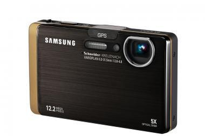 „Samsung“ fotokamera su plačiomis ryšio galimybėmis