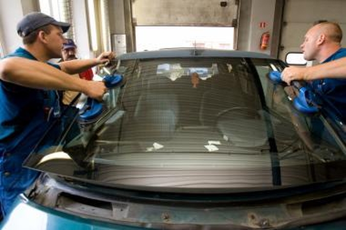 Seimo nariai automobilių remontui išleidžia tūkstančius
