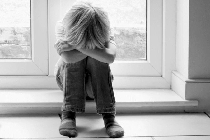 Europos šalyse suimta 112 įtariamų vaikų pornografijos tinklo narių