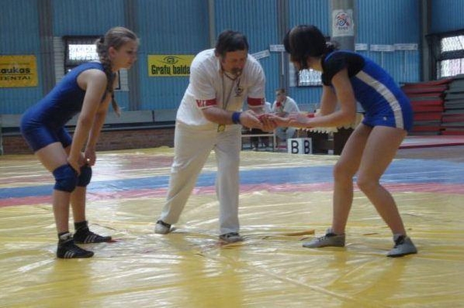 Europos jaunių imtynių čempionate Danutė Domikaiktytė užėmė aštuntąją vietą