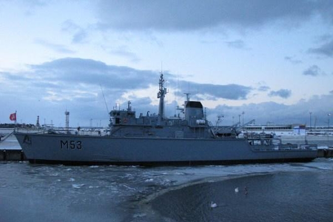 Prie P.Korėjos krantų nuskendęs laivas susidūrė su didesniu laivu?