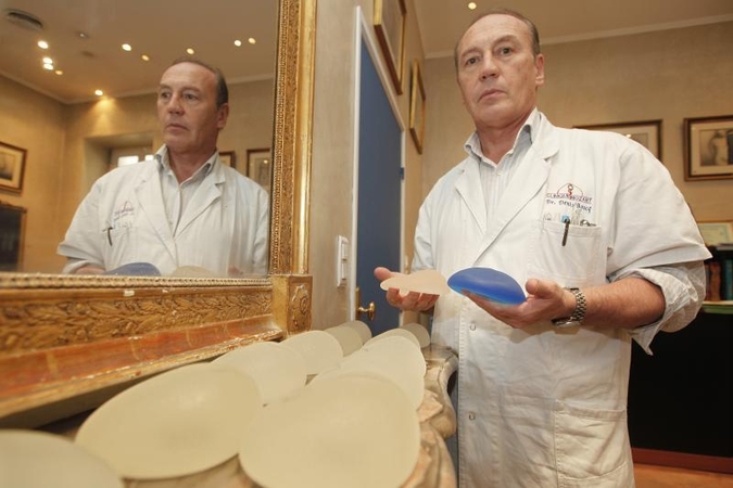Prancūzijoje gaminant krūtų implantus buvo naudojami degalų priedai 