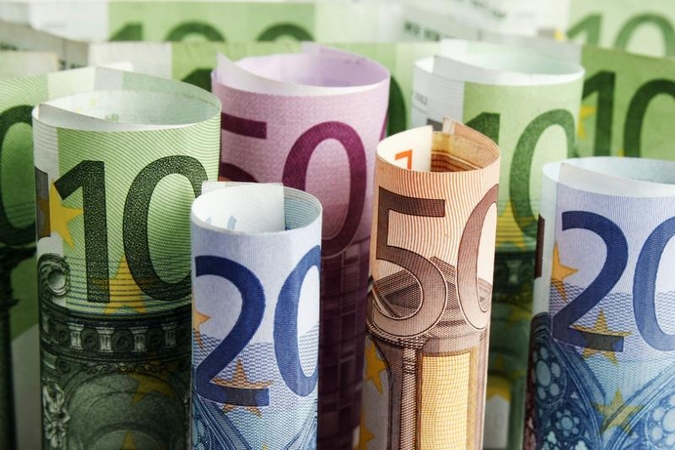 Kirgizai į Lietuvą vežė per 60 tūkst. eurų