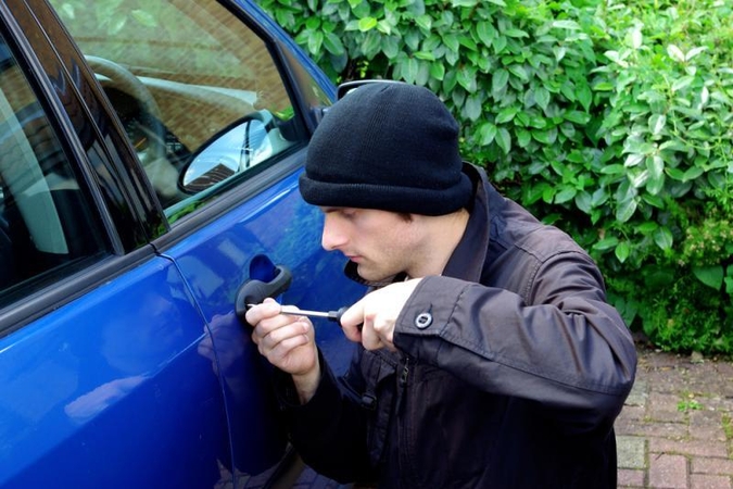 Karštąjį šeštadienį Kaune pavogti du automobiliai