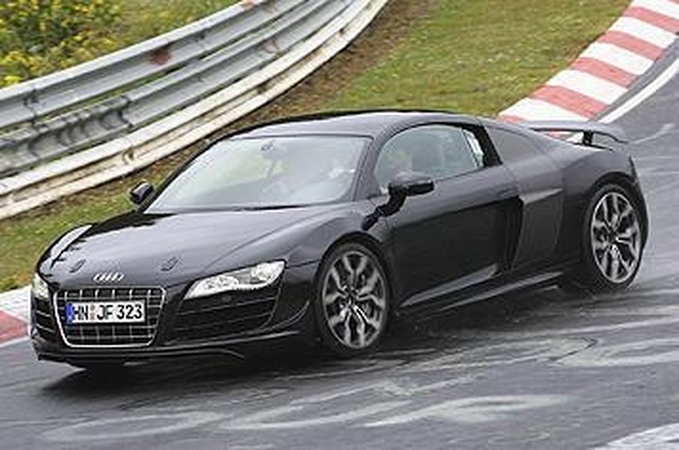 „Audi R8“ paruošta lenktynėms