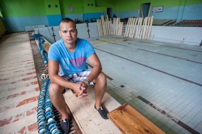 R.Meilutytės pirmasis treneris: ji verkė, kai tėtis neleido plaukti