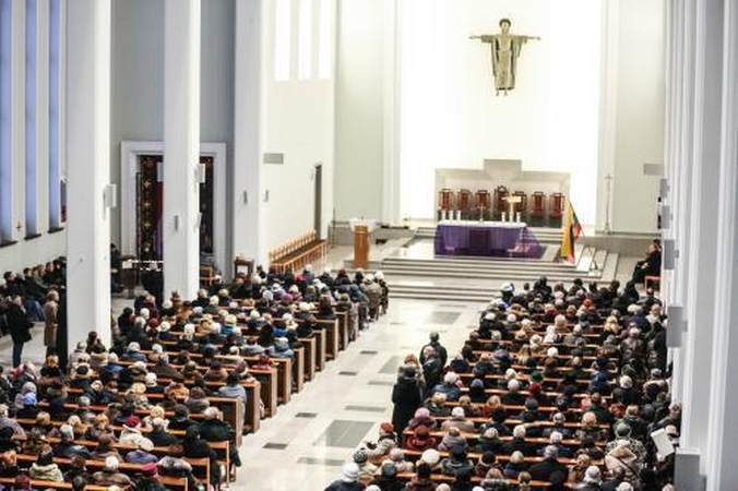 Vasario 16-osios renginiuose – tūkstančiai žmonių