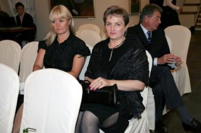 Proporcijos: išanalizavus "Tamiflu" kainodarą paaiškėjo, kad valstybė, be gamintojų, per PVM pasiima didžiausią vaistų kainos dalį.