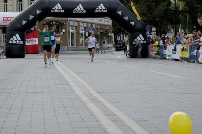 Marškinėliai atsidūrė tabore