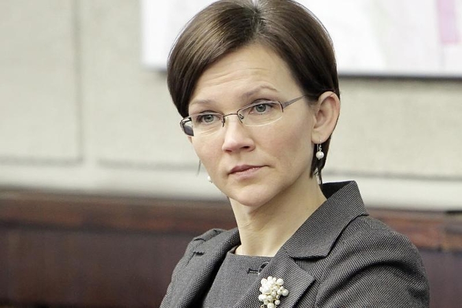 Daiva Kerekeš: tarnybą supančiojo įstatymai   