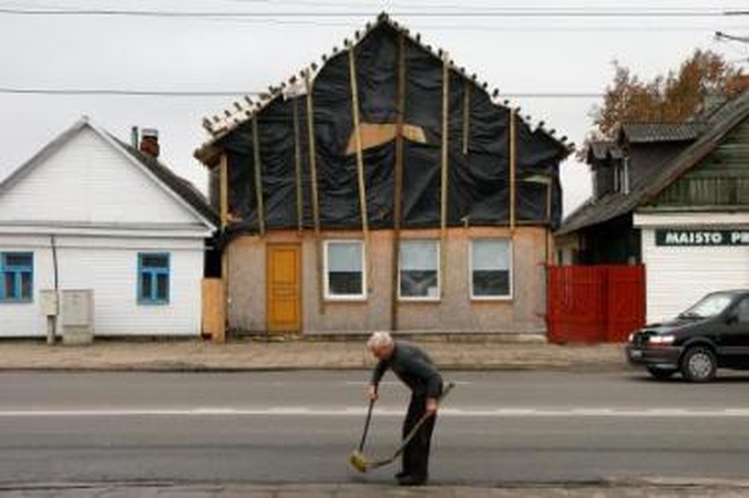 Dygsta: Malinauskų namas į viršų stiebtis pradėjo po to, kai šeimininkas tapo seniūnu.
