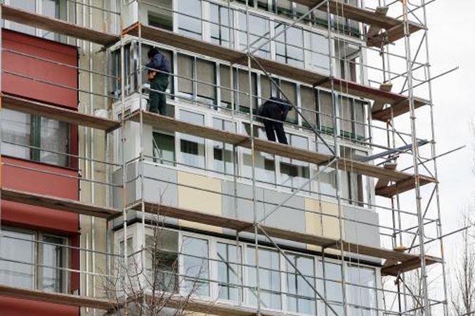 Renovacija juda pirmyn