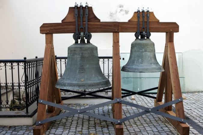 Susitarė: varpams dar net nepradėjus skambėti, gyventojai ėmė rinkti peticijas dėl triukšmo. Nuspręsta, kad paskutinis jų dūžis žymės 18 val.