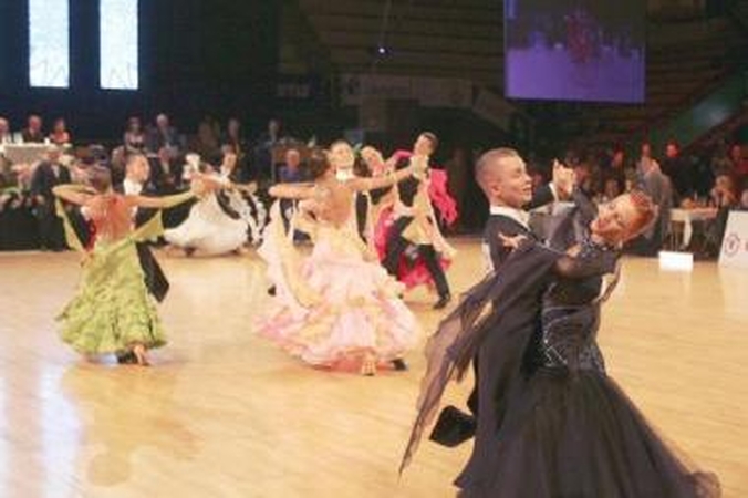 Favoritai: D.Vėželis ir L.Chatkevičiūtė "Gintarinės poros" konkursą laimėjo 2008 ir 2009 m.