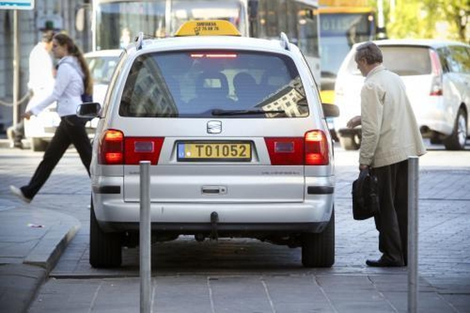 Mašinų nori tik baltų