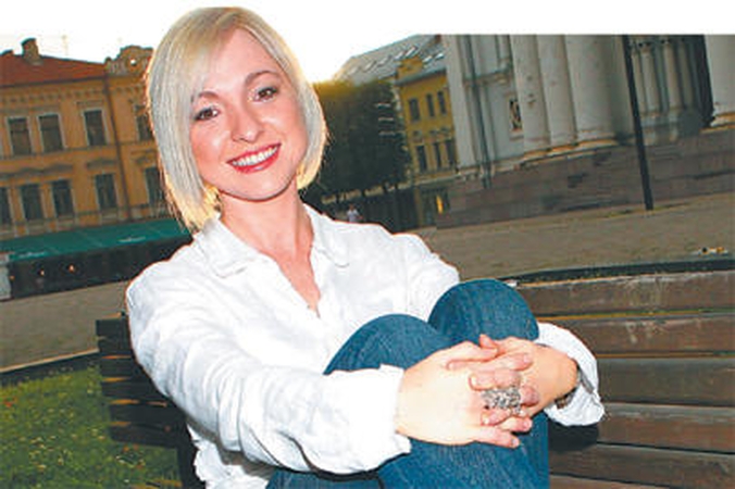 Blondinė, atsakinga už 6 milijardų strategiją