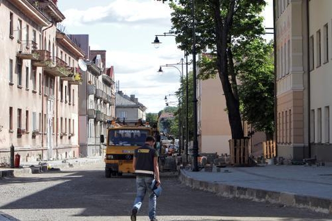 Projektai labiau tuštins biudžetą