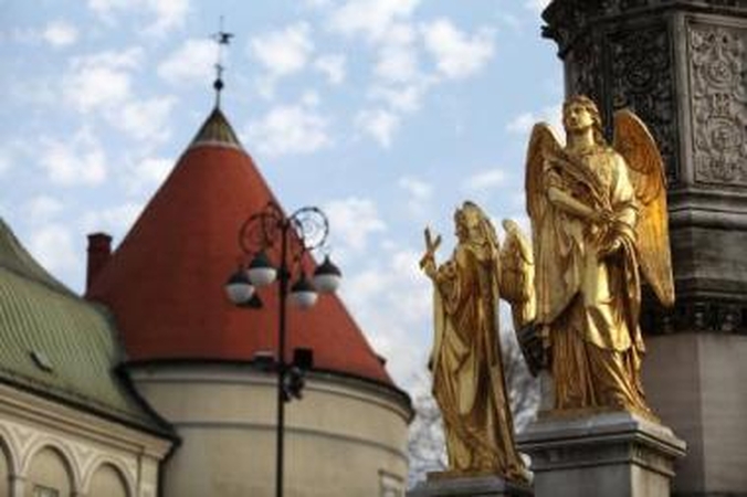 Slaptas Bažnyčios pasaulis: turtai, godumas ir puikybė