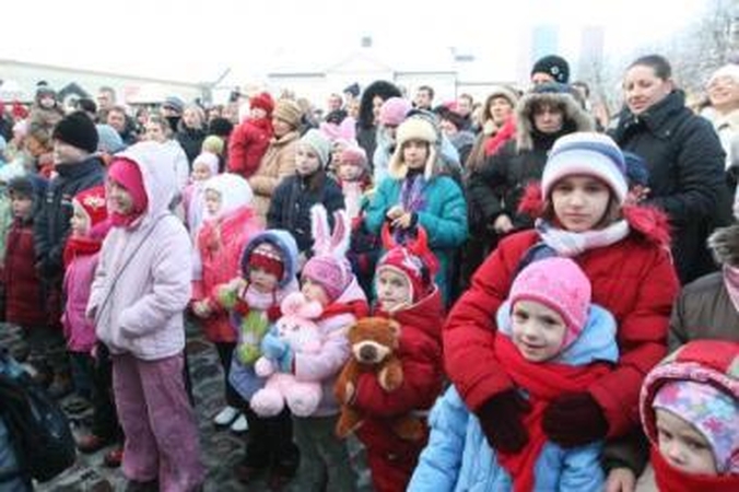 Vienybė: gausios šeimos vakar kartu pasitiko artėjančias šventes.