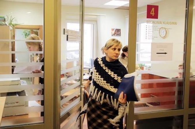 Durys į savivaldybę užsivers
