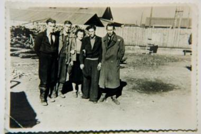 Pradžia: Eleonora ir Valdemaras Čarneckiai savo vestuvių dieną 1923 m. sausio 9 d.