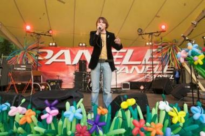 Charizma: originalusis A.Lukošius gera nuotaika užkrėtė visus šventės svečius.