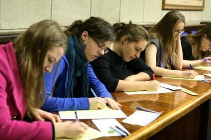 Aktyvūs: pasitikrinti lietuvių kalbos žinias uostamiestyje labiausiai norėjo moksleiviai.