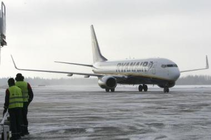 Iš lėktuvo išlaipintas triukšmadarys