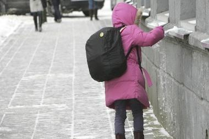 Statistika: Lietuvoje yra per 10 tūkst. emigrantų vaikų. Daugybė jų palikti likimo valiai.