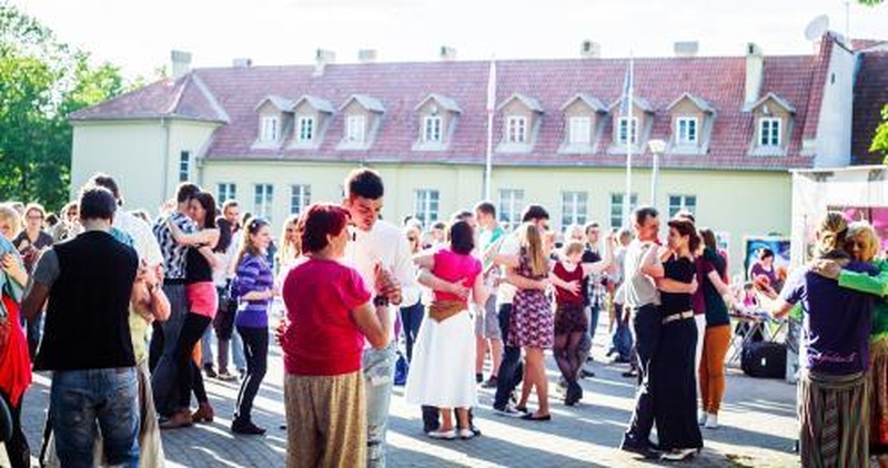Sostinės dienas paįvairins Karibų šokiai