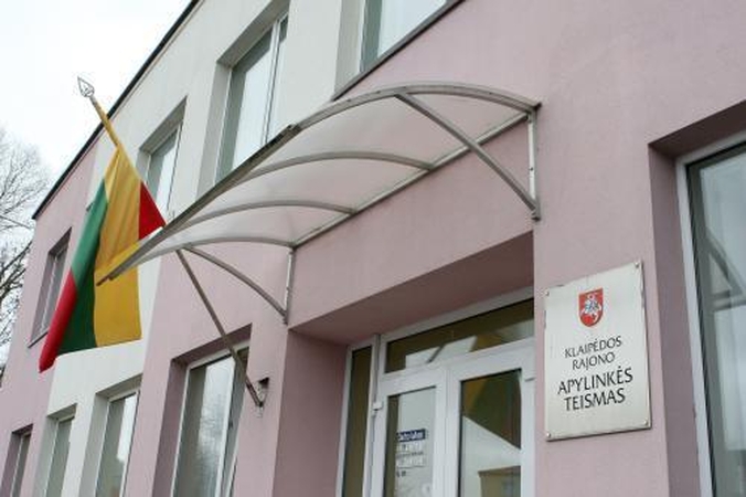 Teismui – reketas ir grasinimai