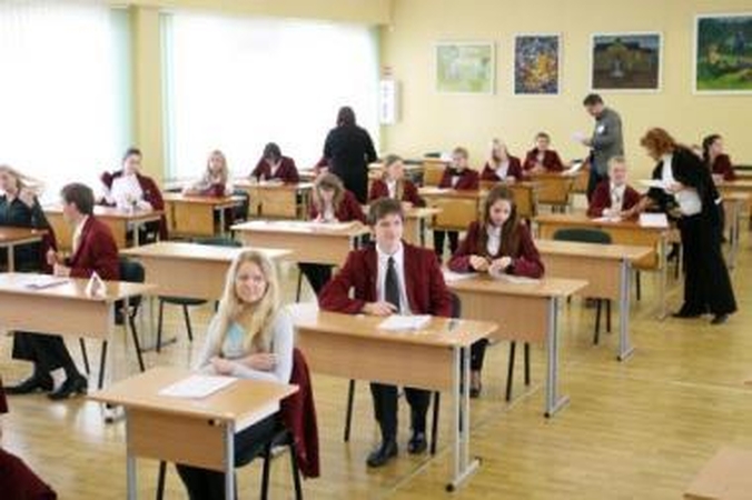 Palyginimas: šiųmetiniai ir pernykščiai egzaminų rezultatai – gana panašūs.