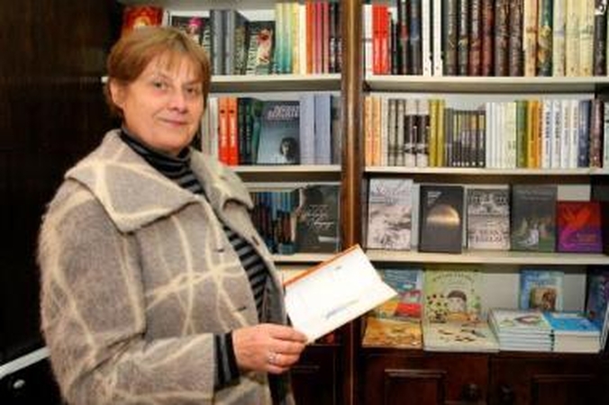 Pavyzdys: S.Gadliauskienė nutarė pati dalyvauti Metų knygos rinkimuose.