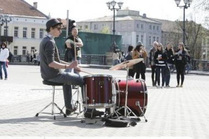 Gatvėje skambės ir pianinas, ir akordeonas