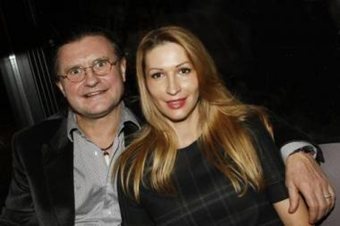 Šeimininkas: baro ir restorano "Hero Inn" atidarymo proga R.Kunstmonas bičiulius ir artimuosius sukvietė į šventinį vakarėlį.