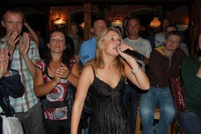 Patirtis: S.Mocejūnaitė karaokės vakarėlius veda jau ketverius metus.